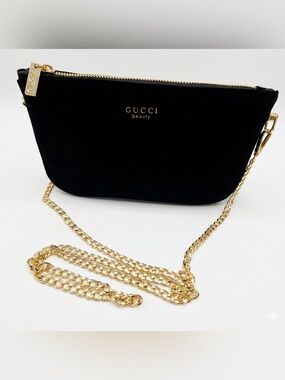 NWT Gucci Beauty Black Velvet Cosmetic Bag Clutch Pouch & Gold Chain